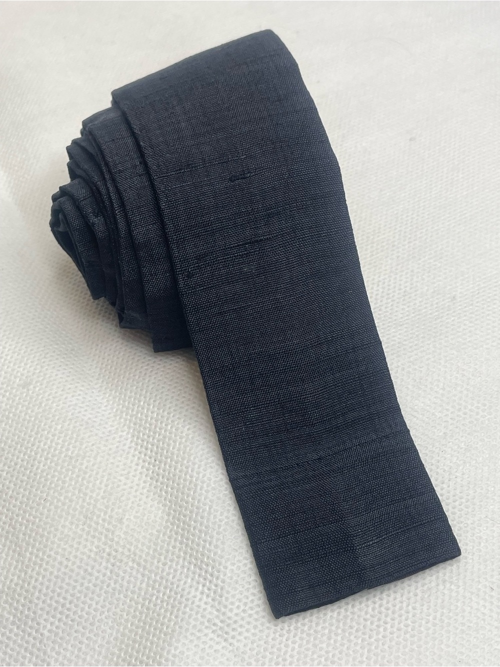 Vtg. 1960’s Narrow Skinny Tie Rooster Thai Silk Slub Stripe Navy Blue Square End